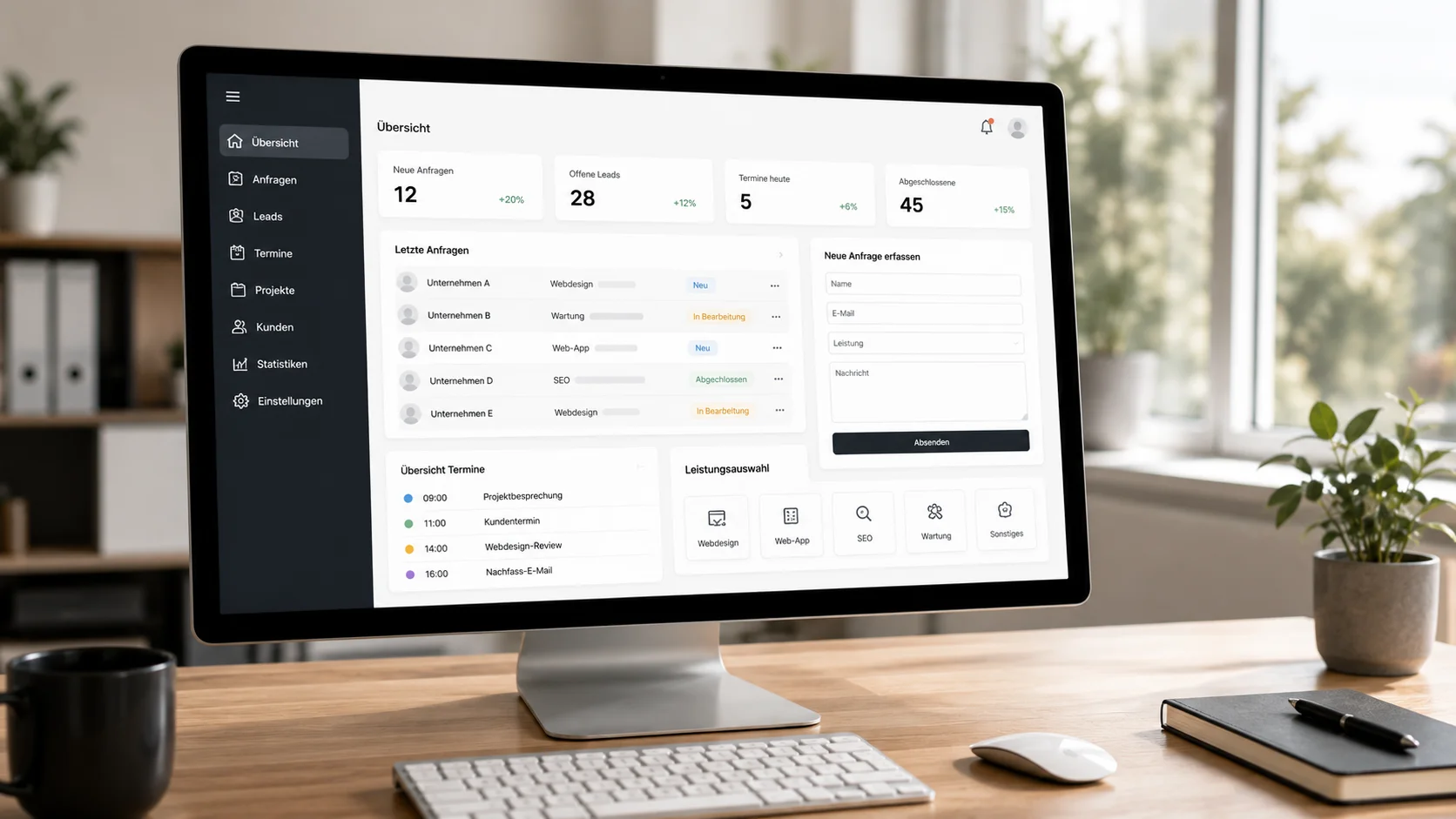Web-App Dashboard auf einem Desktop-Monitor – Übersicht über Anfragen und Leistungen