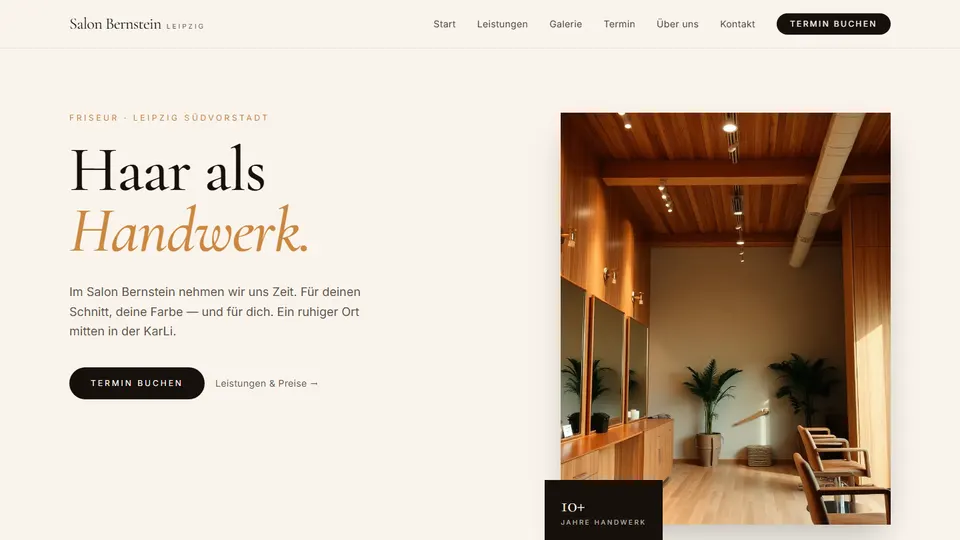 Ansicht der Modell-Website Salon Bernstein mit eleganter Startseite für einen Friseursalon